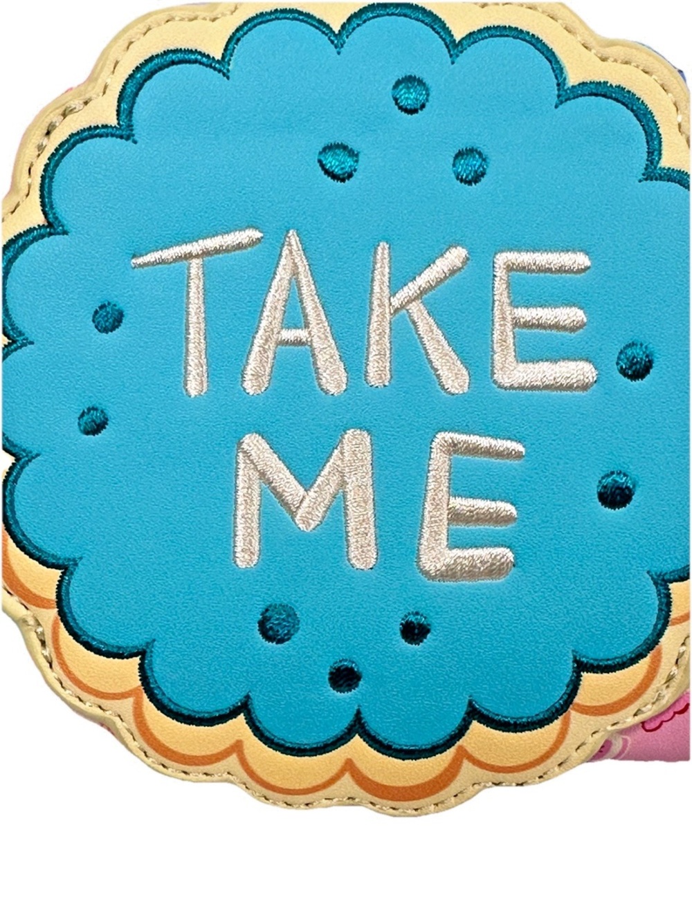 Disney Loungefly Alice in Wonderland Scented Cookie Wallet-Take Me Zip Around - Picture 2 of 10